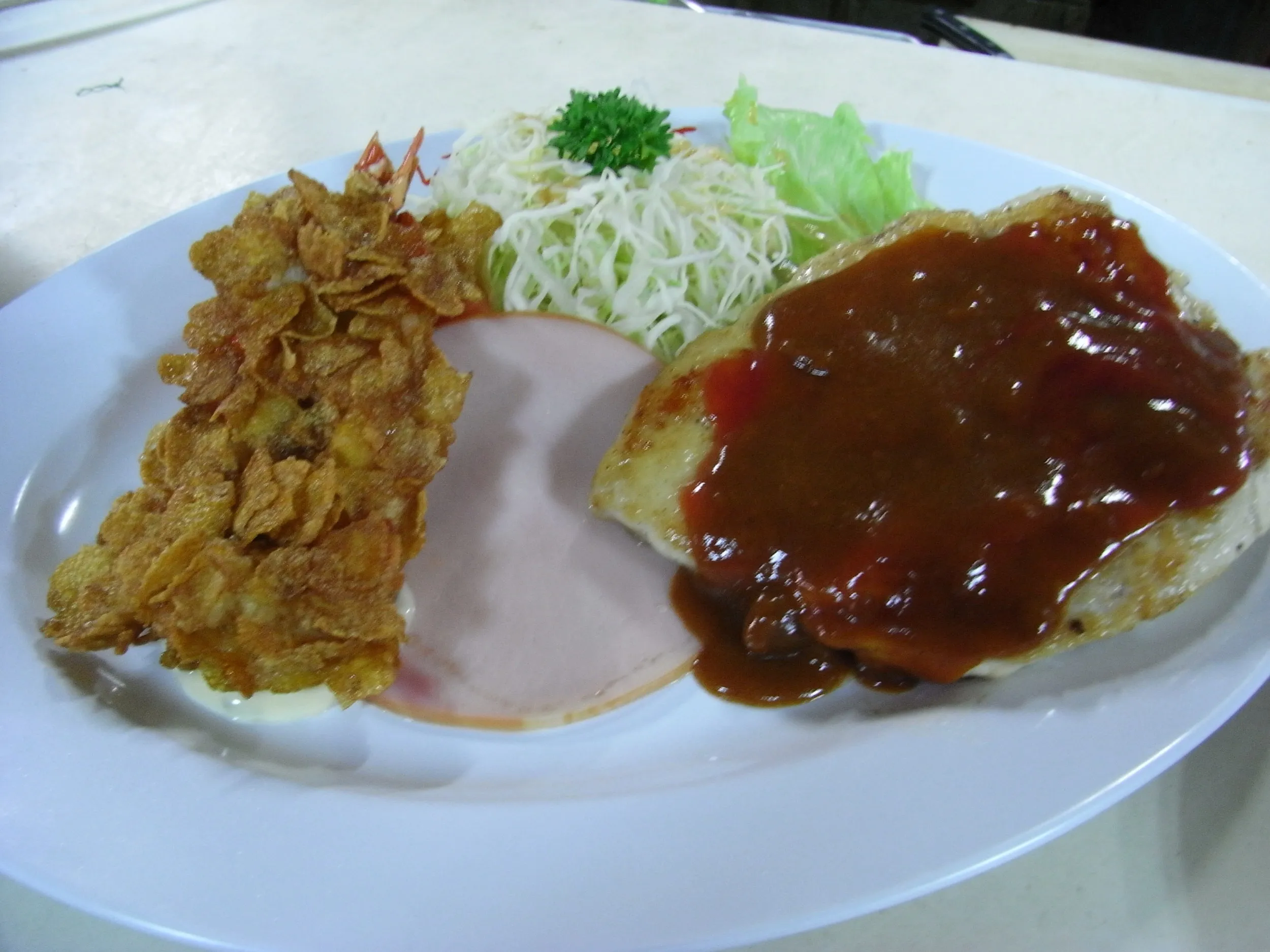 コーンチキンカツとコーンカツの盛り合わせ